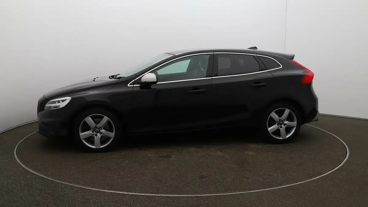 2019-volvo-v40-20td-d3-r-design-nav-plus-geartronic-big-4