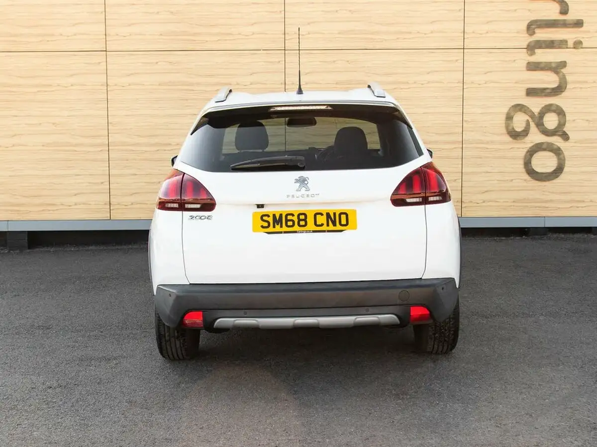 2018-peugeot-2008-suv-12-puretech-allure-premium-ss-big-5