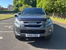 2019-isuzu-d-max-19td-blade-auto-small-1