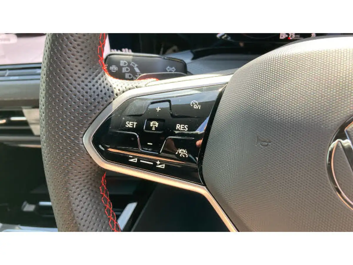 2023-volkswagen-golf-20-tsi-gti-dsg-big-16