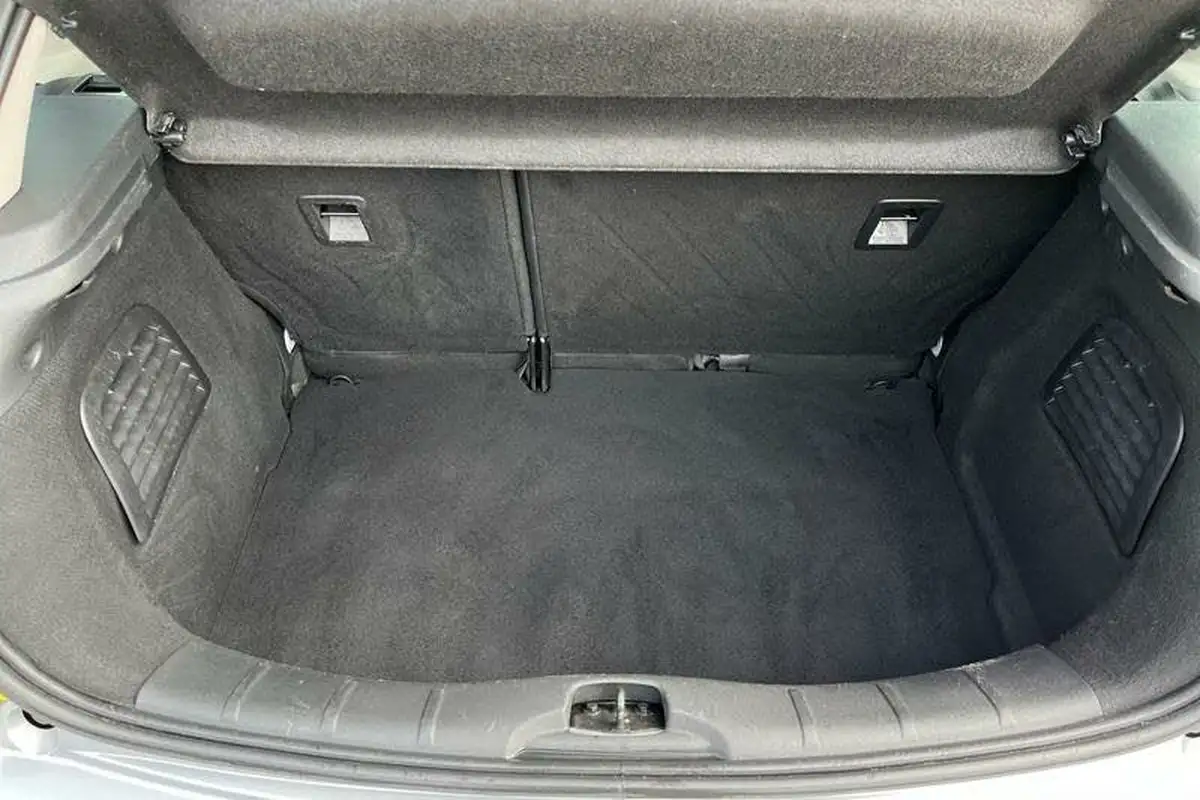 2015-citroen-c3-12-selection-big-20