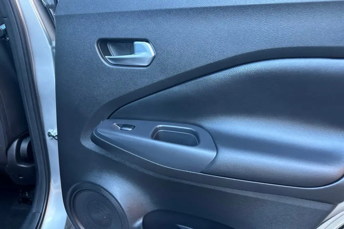 2024-nissan-juke-10-dig-t-n-connecta-dct-big-21