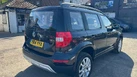 2014-skoda-yeti-outdoor-12-s-small-37