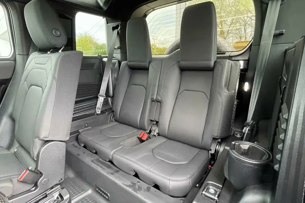 2024-land-rover-110-defender-30-d250-x-dynamic-se-2997cc-big-34