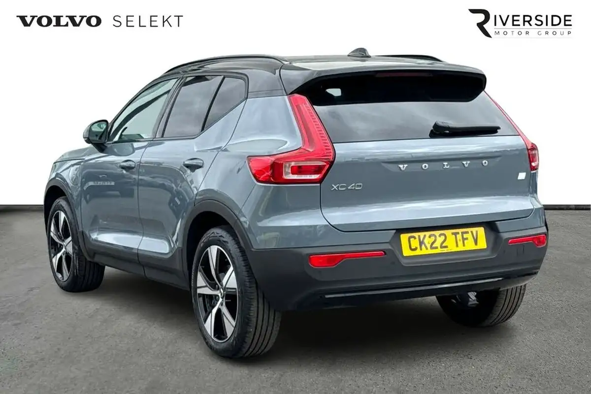 2021-volvo-xc40-15-t5-r-design-262bhp-big-2