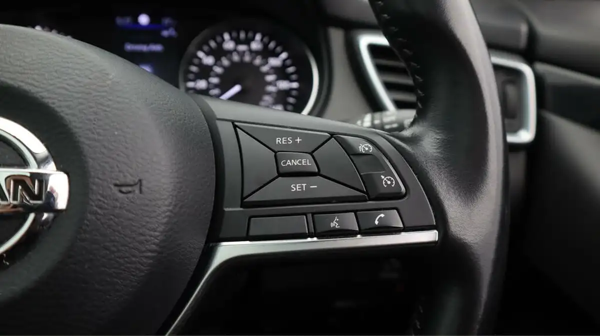 2019-nissan-qashqai-13-dig-t-n-connecta-140ps-big-26