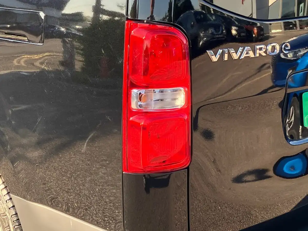 2023-vauxhall-vivaro-life-e-combi-l-big-38