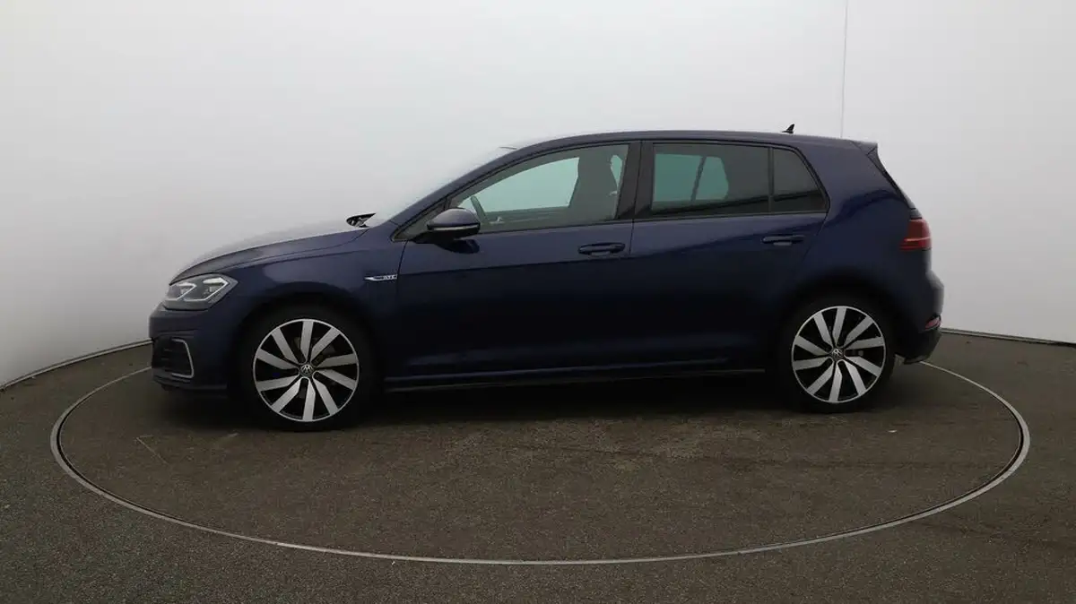 2020-volkswagen-golf-14-tsi-gte-advance-big-65