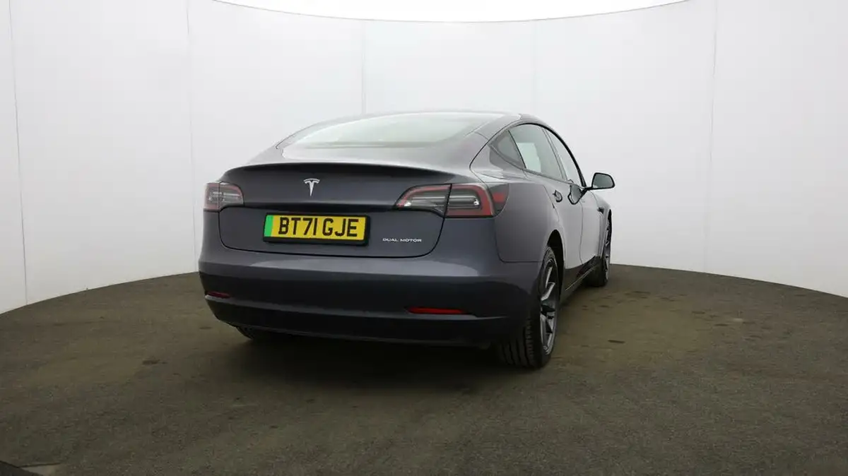 2021-tesla-model-3-e-long-range-awd-big-60