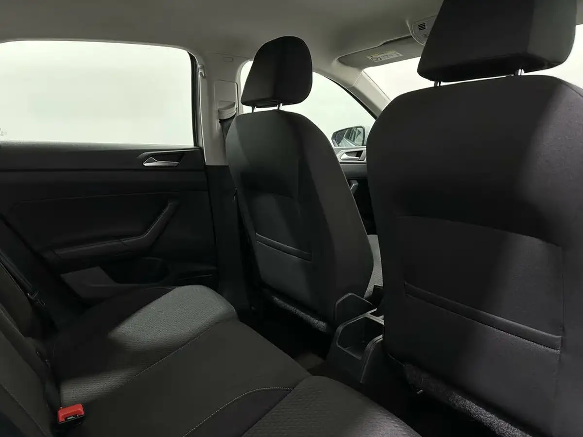 2018-volkswagen-polo-10-tsi-se-big-36