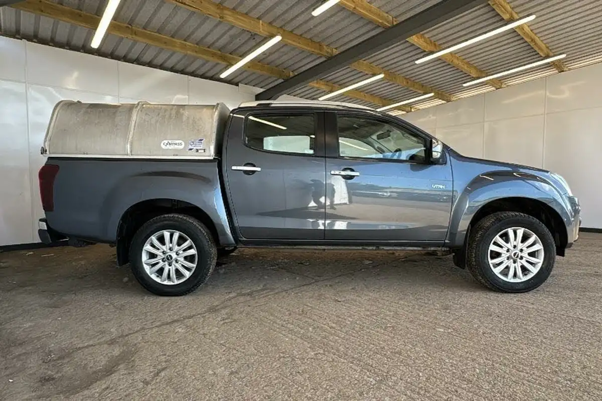 2019-isuzu-d-max-19td-utah-big-5