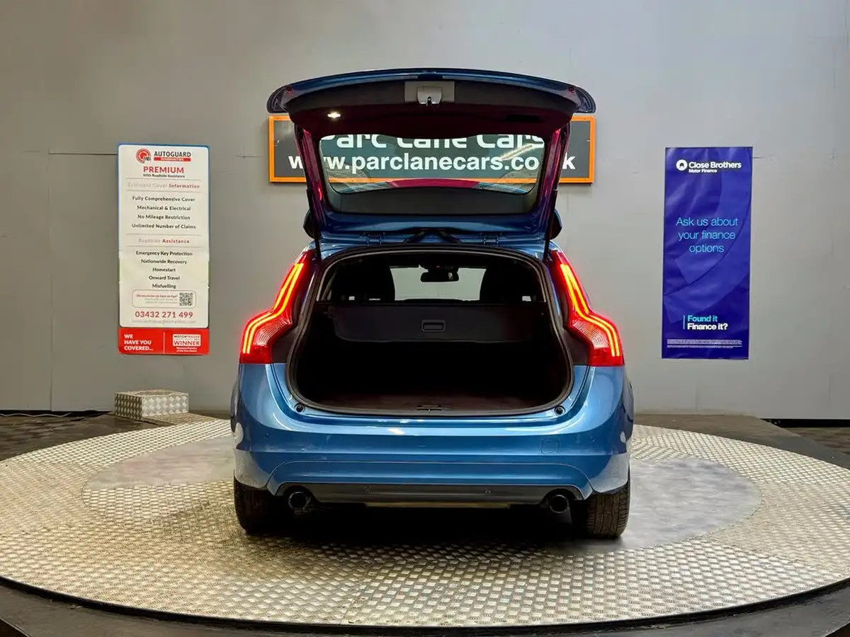 2016-volvo-v60-20-t4-business-edition-geartronic-big-4
