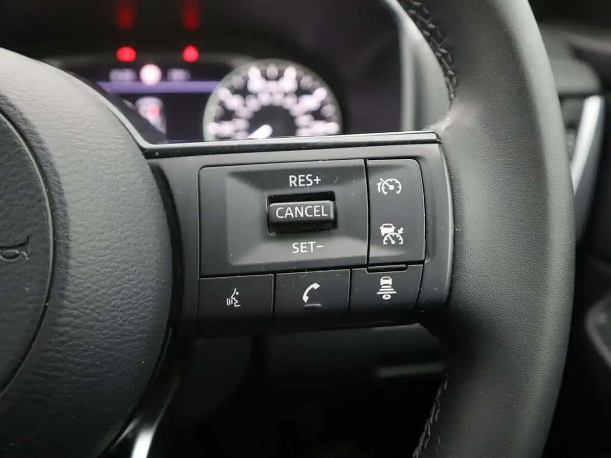 2024-nissan-qashqai-13-dig-t-acenta-premium-140ps-big-31