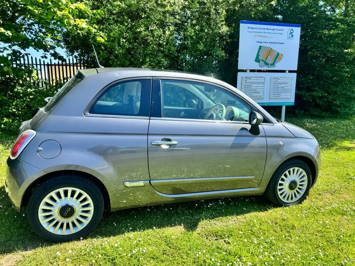 2013-fiat-500-12-lounge-big-7
