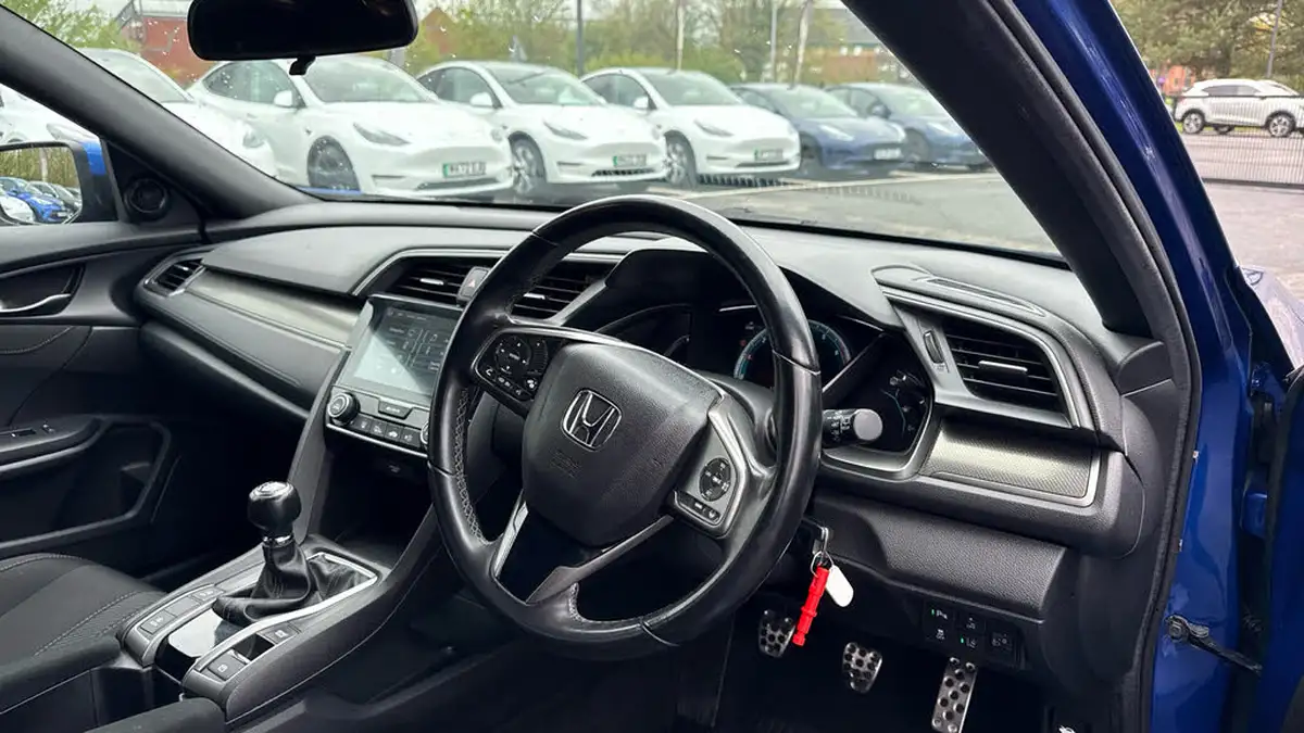 2018-honda-civic-10-vtec-turbo-sr-129ps-hatchback-5d-big-8