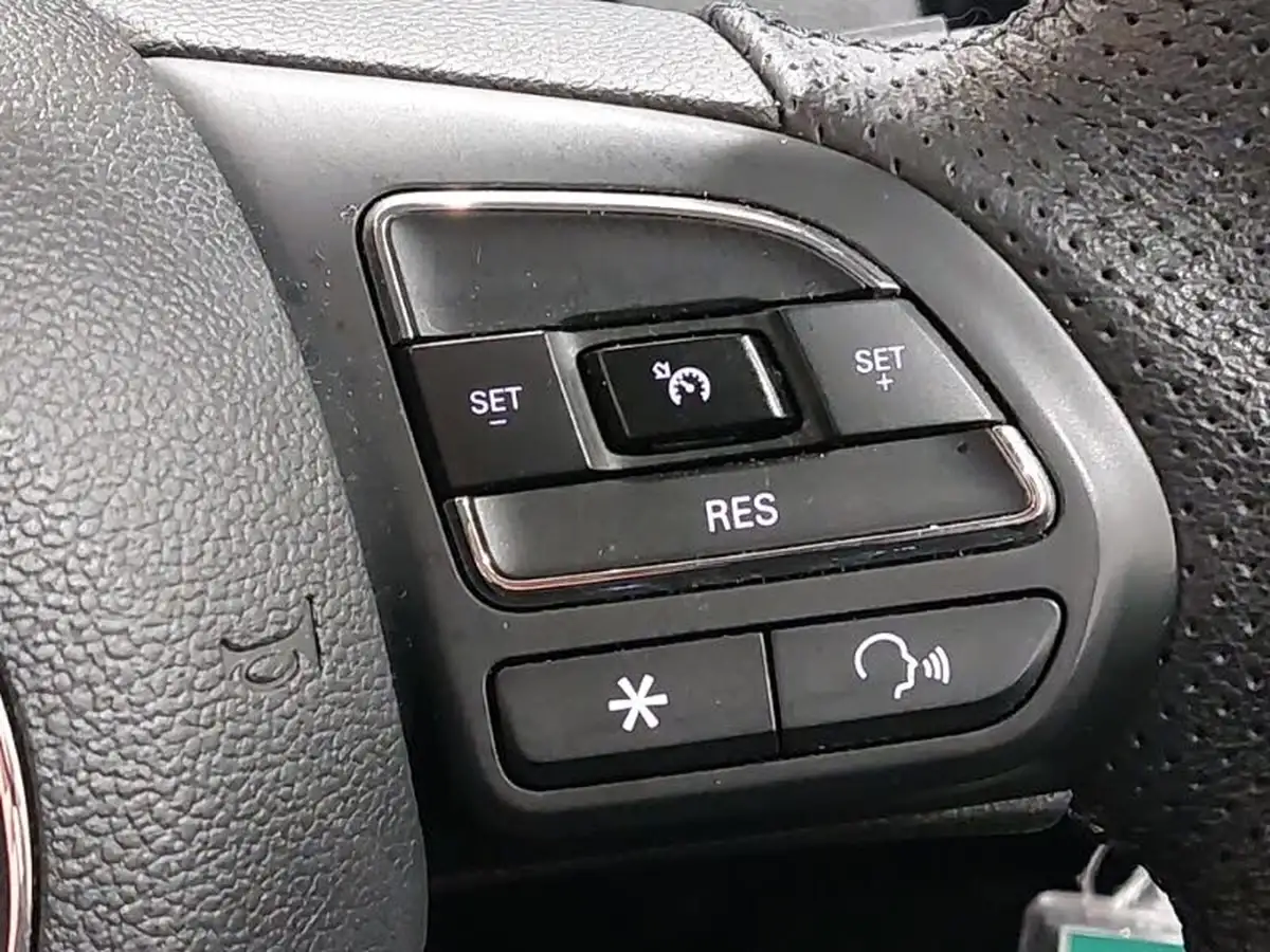 2023-mg-mg3-15-vti-tech-exclusive-nav-big-14