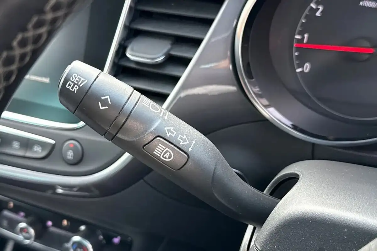 2022-vauxhall-crossland-12-ultimate-130ps-auto-big-29