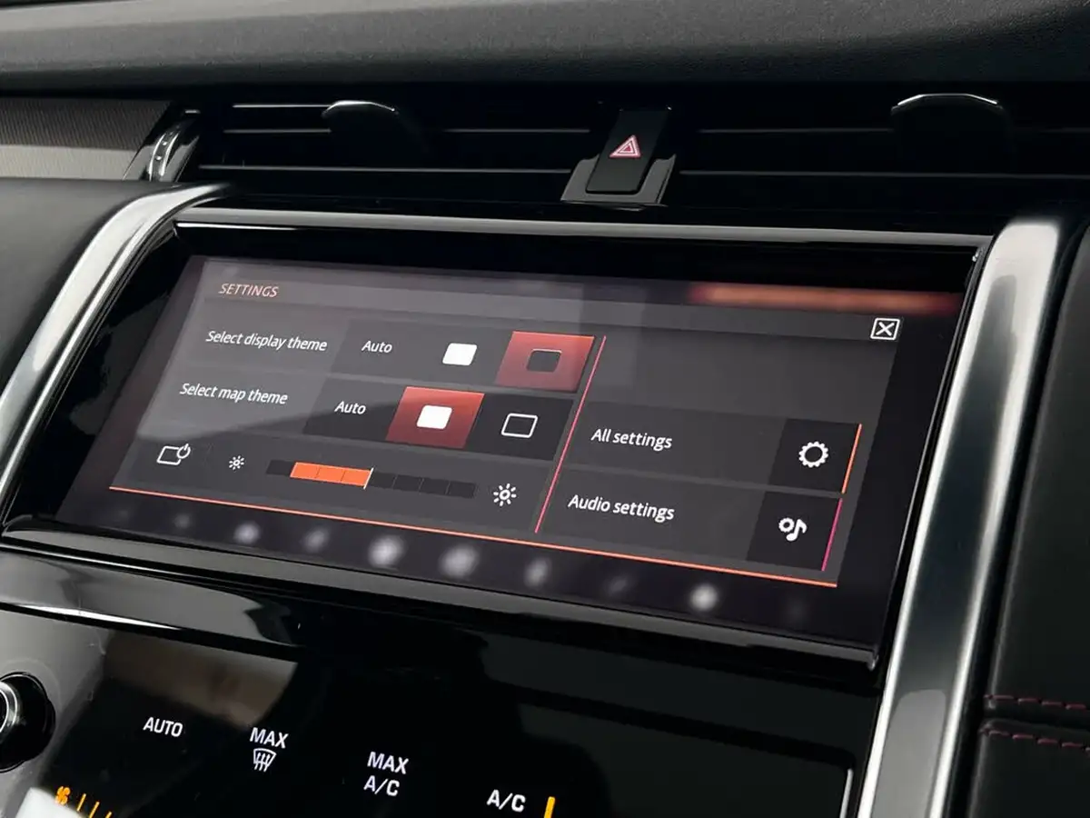 2020-land-rover-discovery-sport-20-d180-r-dynamic-hse-big-34