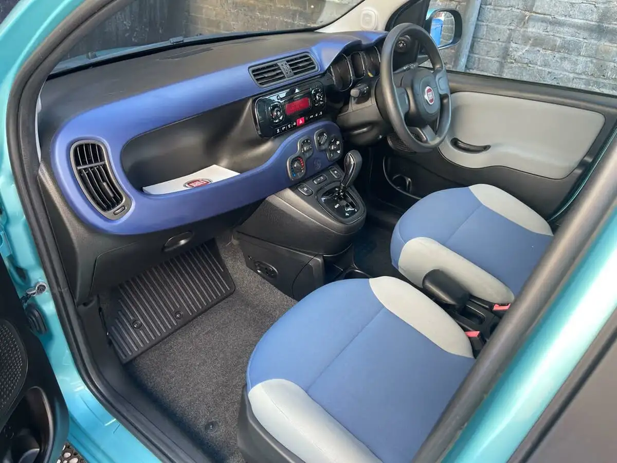 2015-fiat-panda-09-lounge-ss-dualogic-big-21