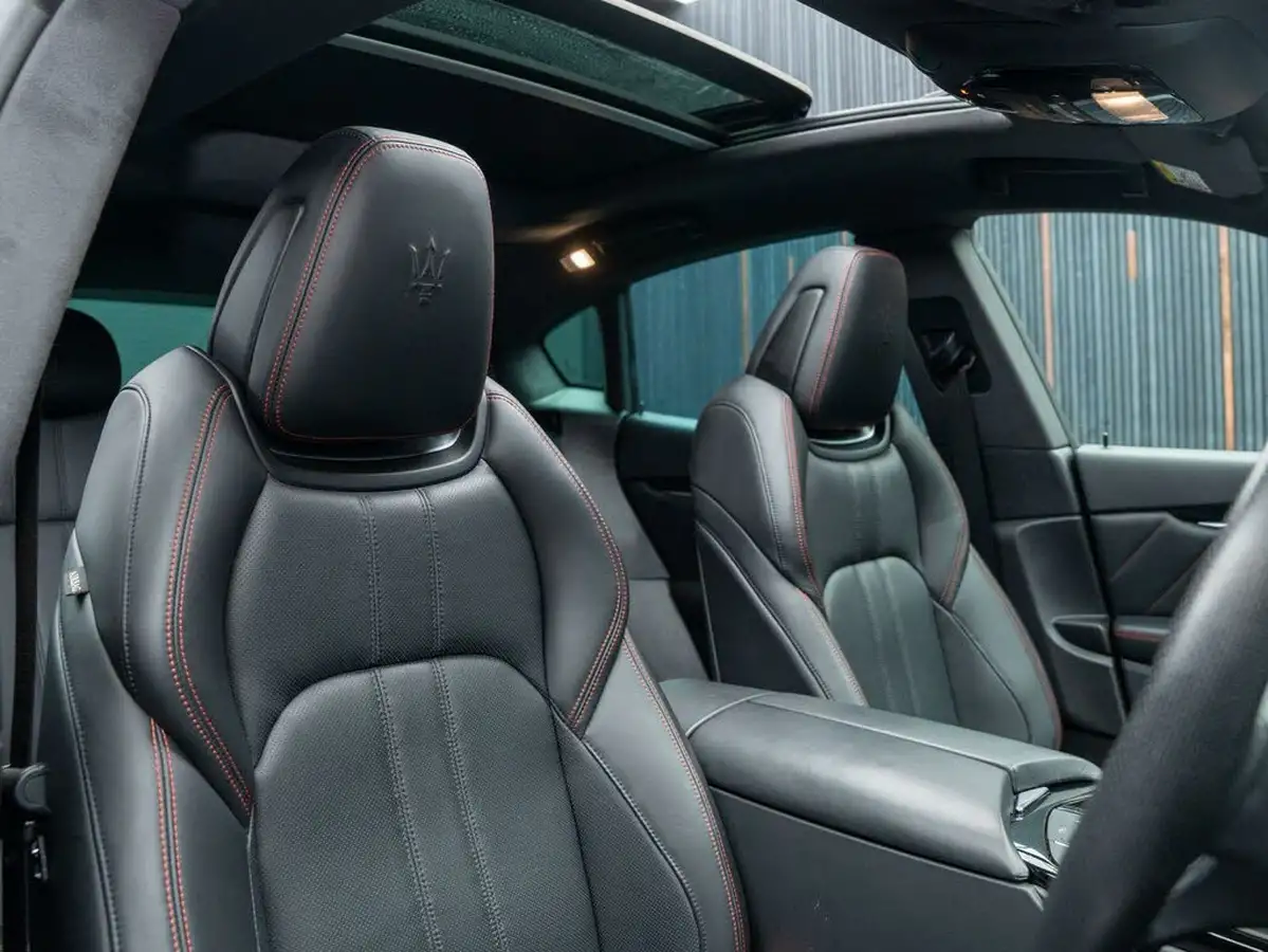 2020-maserati-levante-30-gransport-big-11