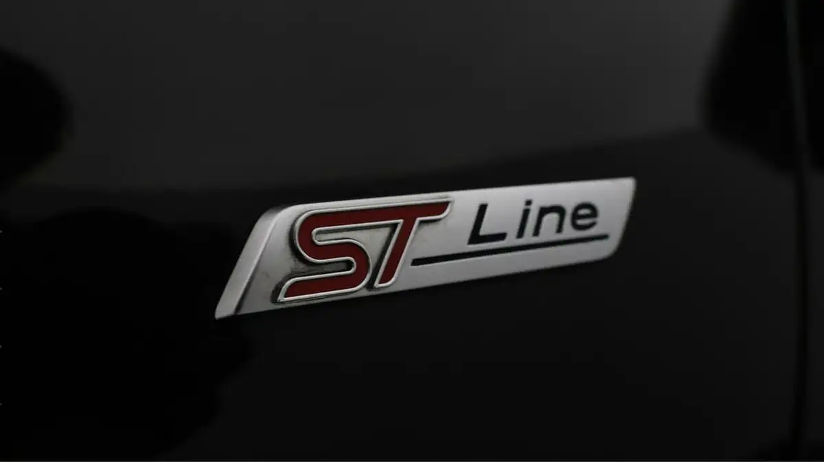 2021-ford-kuga-15-st-line-edition-big-21