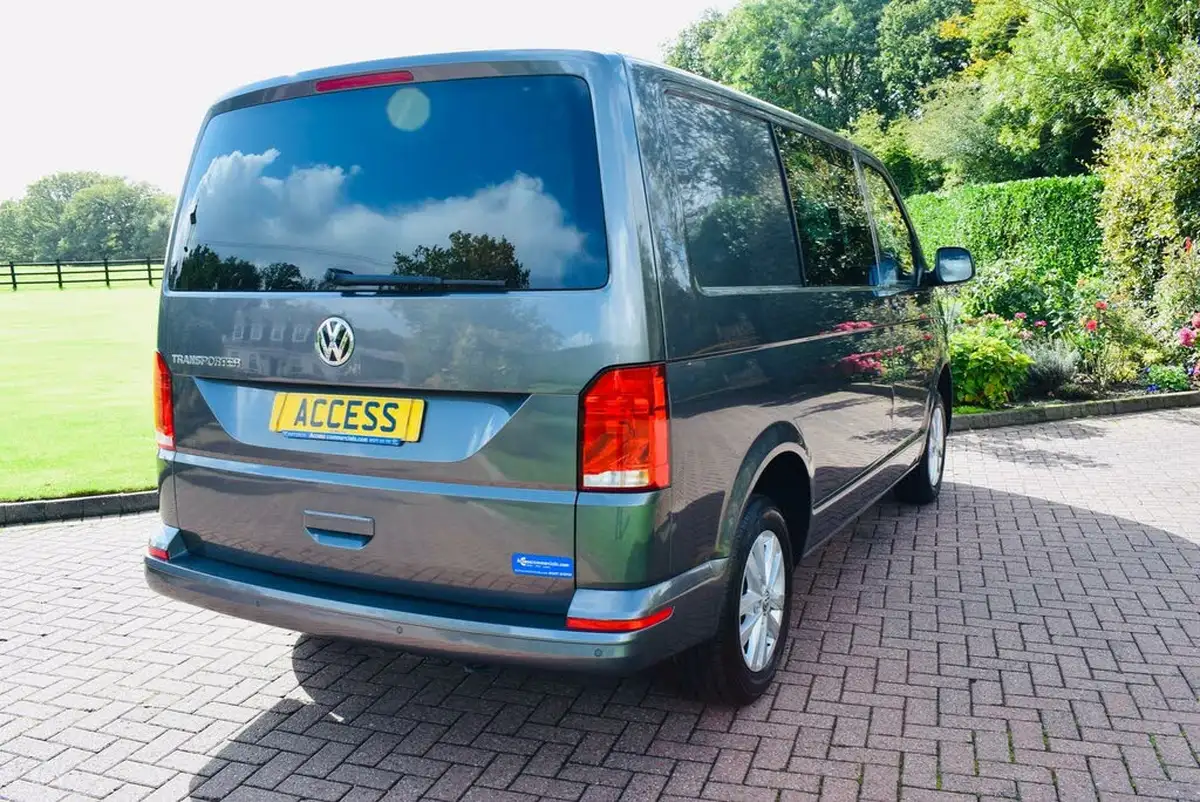 2021-volkswagen-transporter-20tdi-t30-highline-bmt-swb-150pseu6dt-e-kombi-big-6