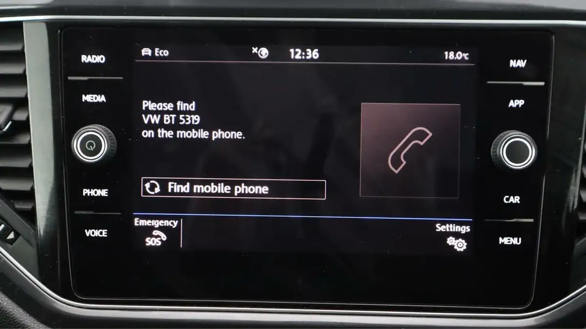 2020-volkswagen-t-roc-20tdi-sel-big-23