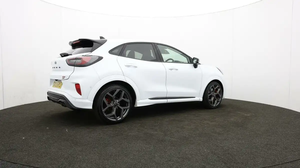 2022-ford-puma-suv-15-st-big-34