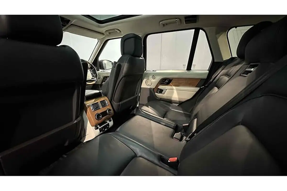 2019-land-rover-range-rover-30-sd-v6-vogue-big-21