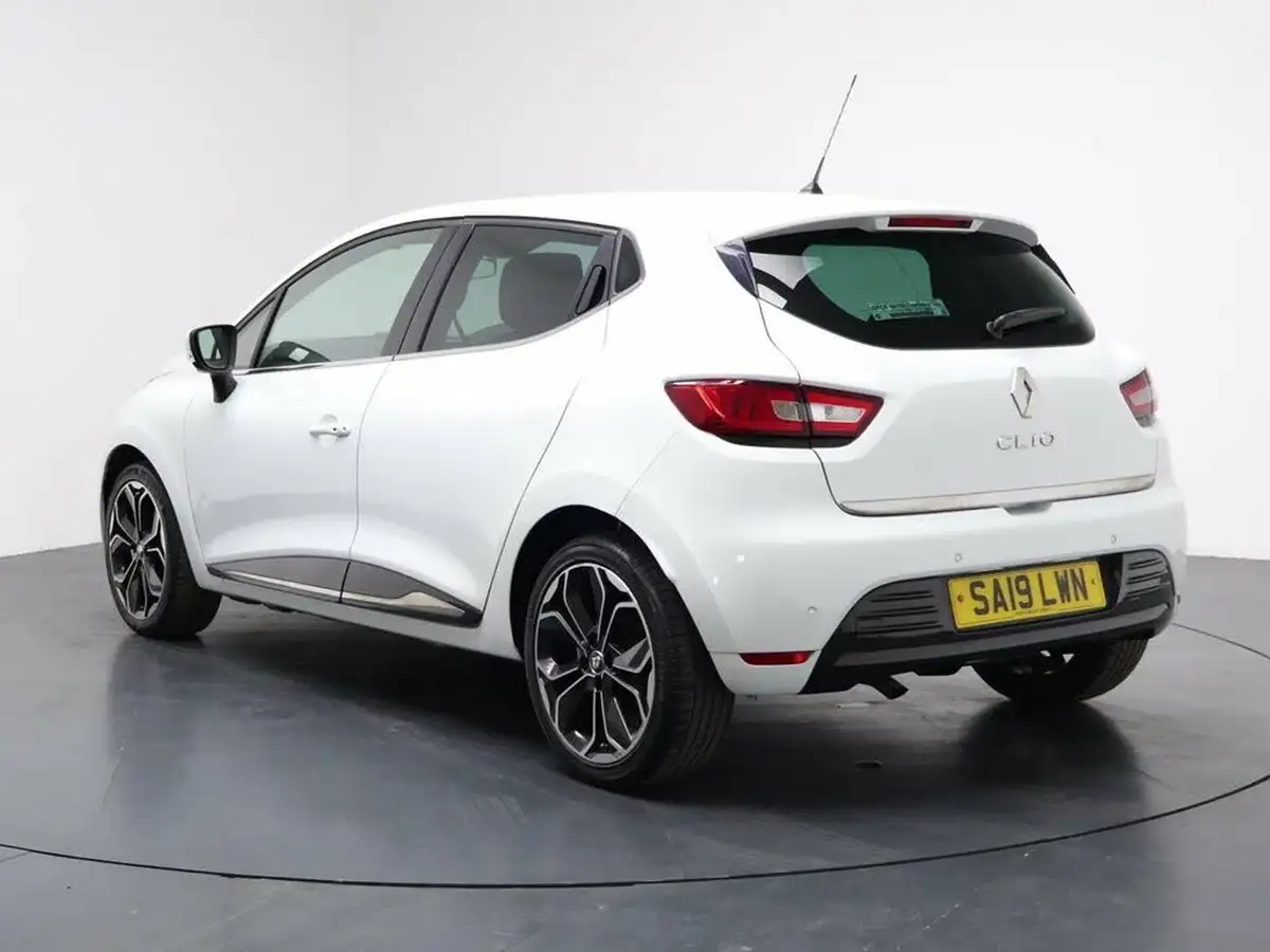 2019-renault-clio-09-tce-iconic-90ps-big-8