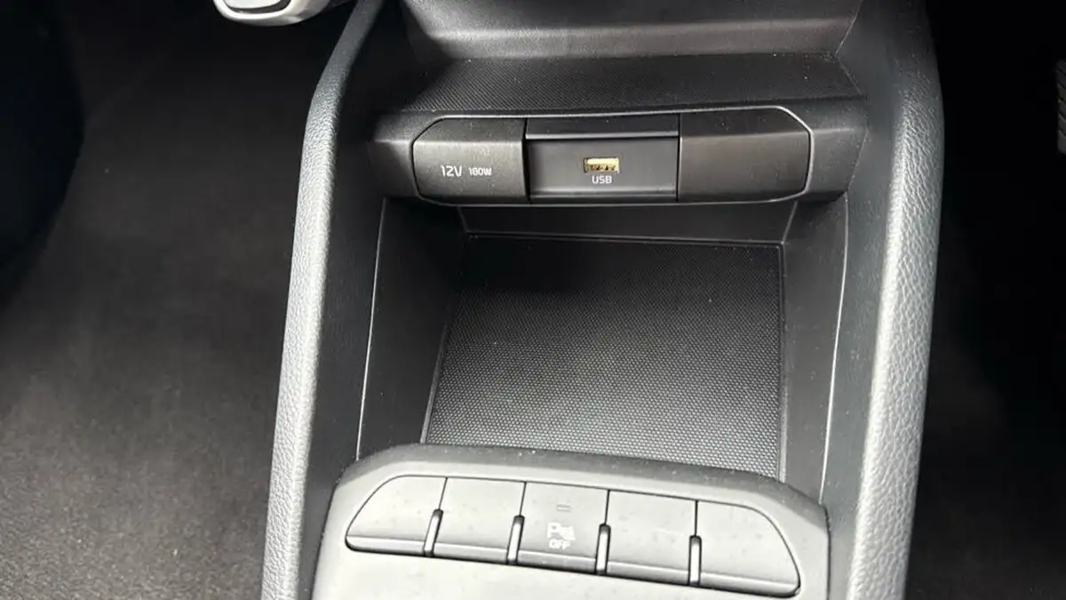 2022-kia-stonic-10-t-gdi-2-big-40