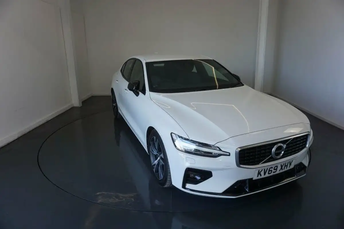 2019-volvo-s60-20-t5-r-design-plus-big-12