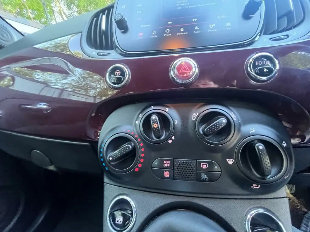 2020-fiat-500-12-lounge-big-48