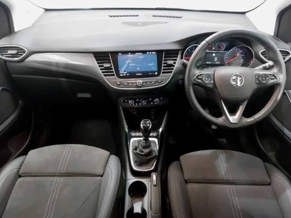 2022-vauxhall-crossland-12-ultimate-130ps-big-2