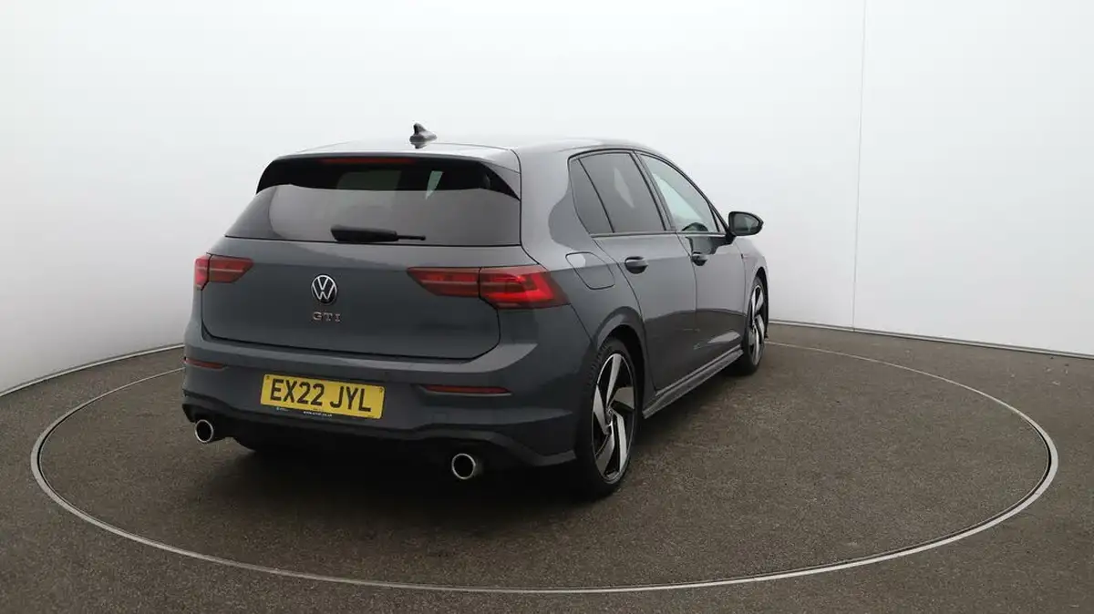 2022-volkswagen-golf-20-tsi-gti-dsg-big-49