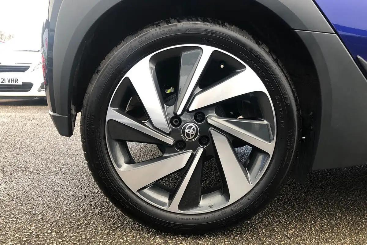 2023-toyota-aygo-x-10-vvt-i-exclusive-cvt-big-4