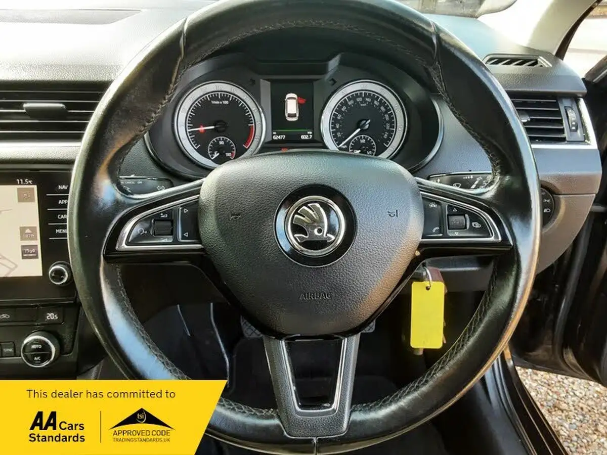 2017-skoda-octavia-16tdi-se-l-115ps-estate-1596cc-big-13