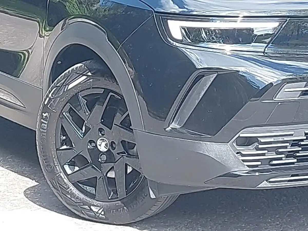 2023-vauxhall-mokka-e-gs-big-8