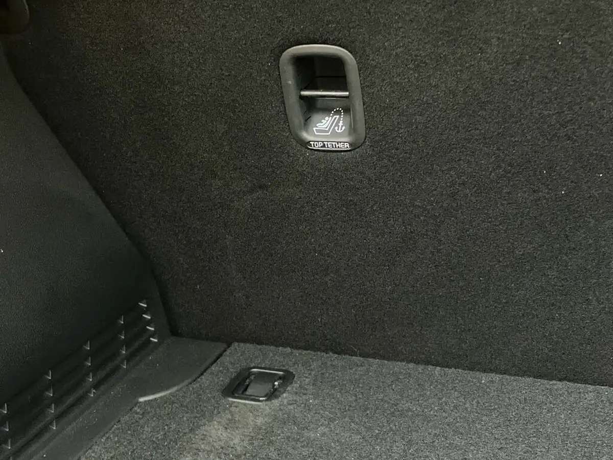 2023-hyundai-kona-e-premium-136ps-39kwh-big-54