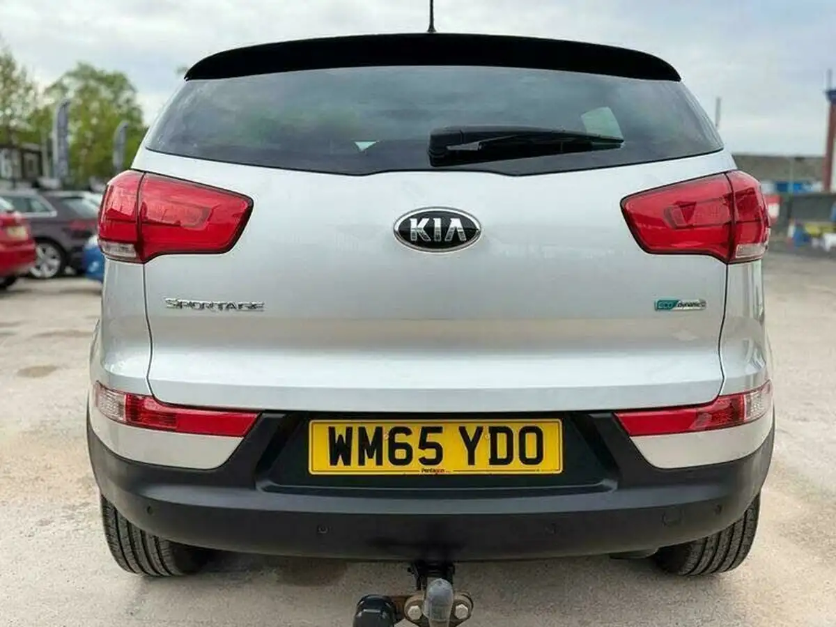 2016-kia-sportage-16-gdi-2-133bhp-big-39
