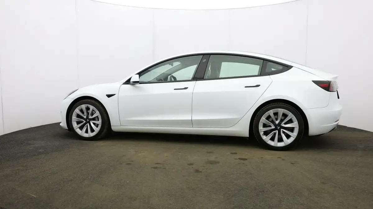 2021-tesla-model-3-e-long-range-4x4-big-65