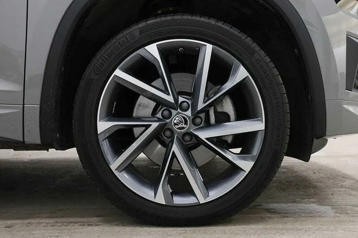 2024-skoda-kodiaq-20tdi-sportline-200ps-scr-big-4