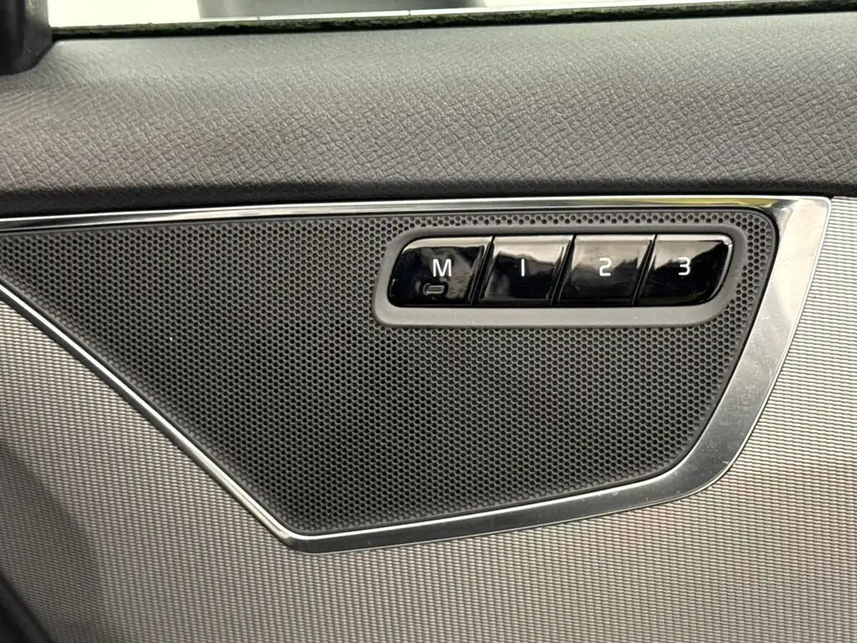 2023-volvo-xc90-20-b5-core-big-23
