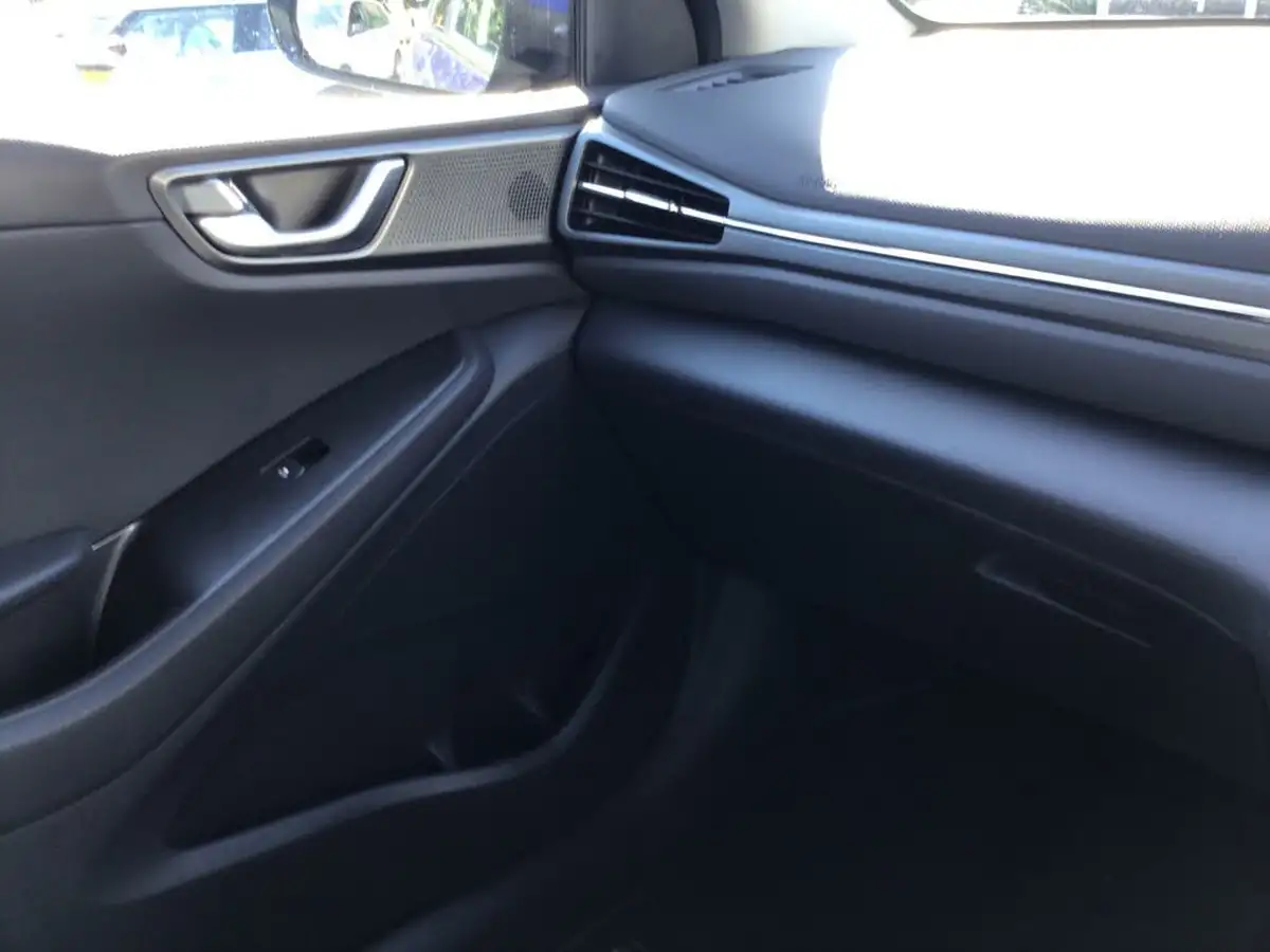 2020-hyundai-ioniq-16-gdi-premium-se-hybrid-big-20