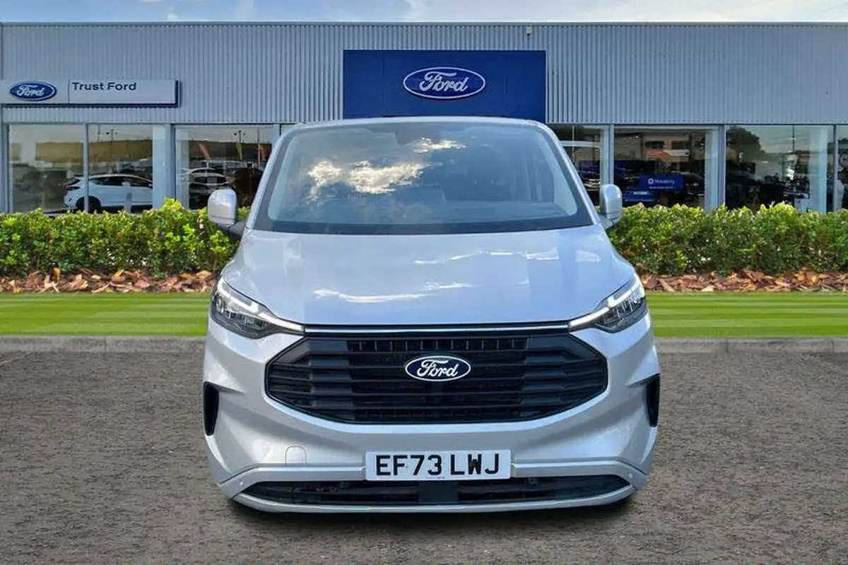 2023-ford-transit-custom-20tdci-300-l1h1-limited-136pseu6e-panel-van-1996cc-auto-big-11