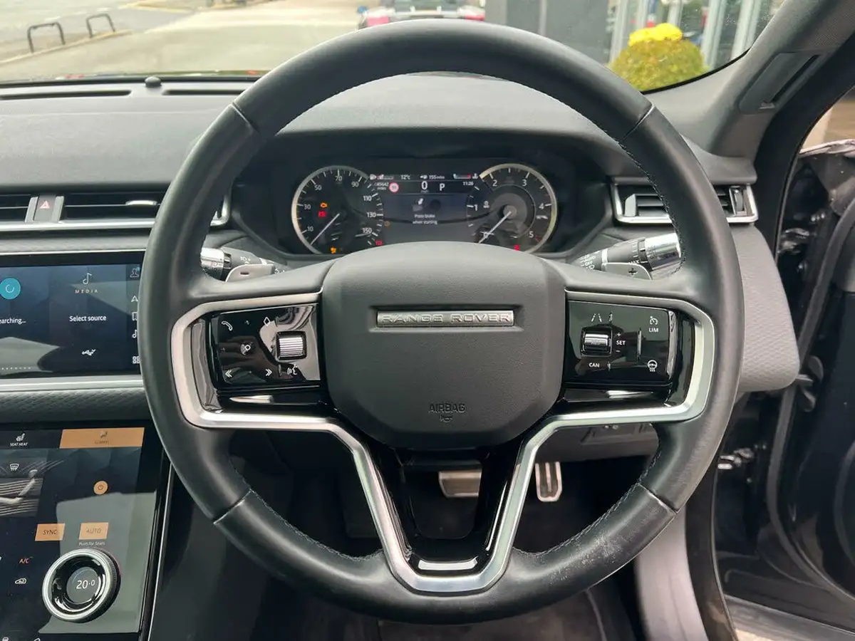 2022-land-rover-range-rover-velar-20-d200-velar-big-19