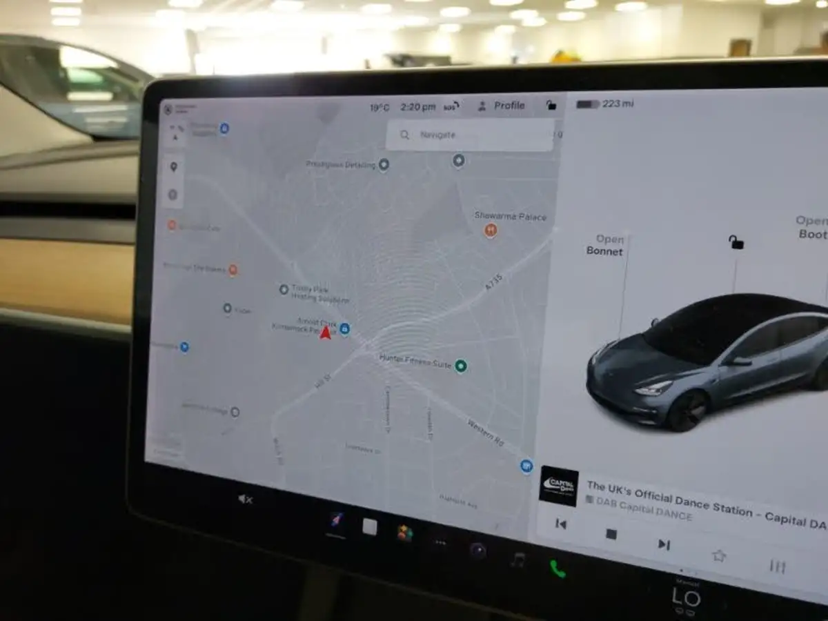 2021-tesla-model-3-e-long-range-4x4-big-15