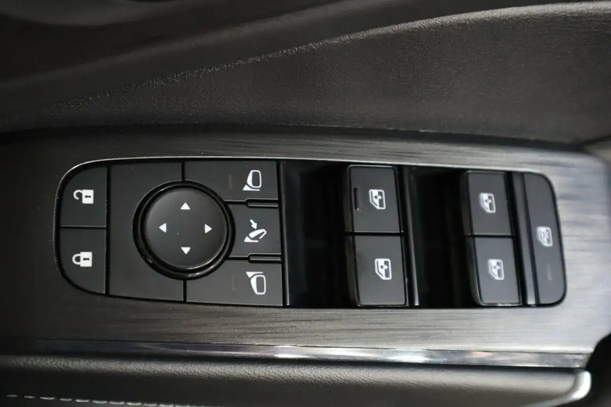 2023-nissan-qashqai-13-dig-t-n-connecta-160ps-auto-big-23