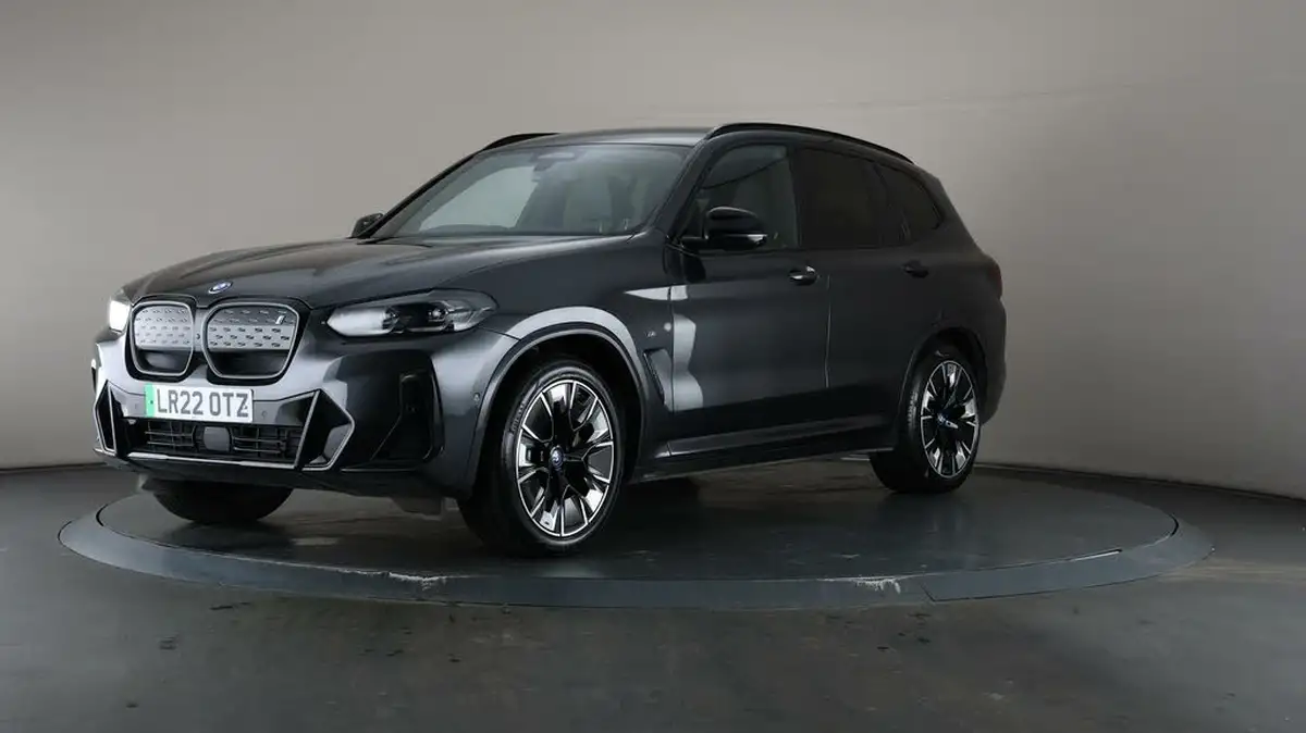 2022-bmw-ix3-e-m-sport-pro-big-43