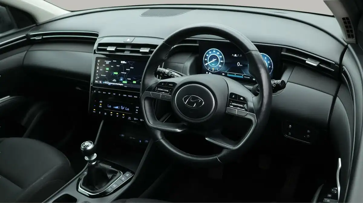 2022-hyundai-tucson-16-t-gdi-premium-150ps-big-9
